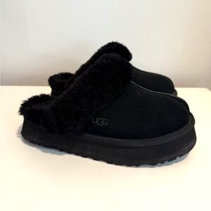 UGG Disquette WOMENS Platform Slipper Size 7 Black